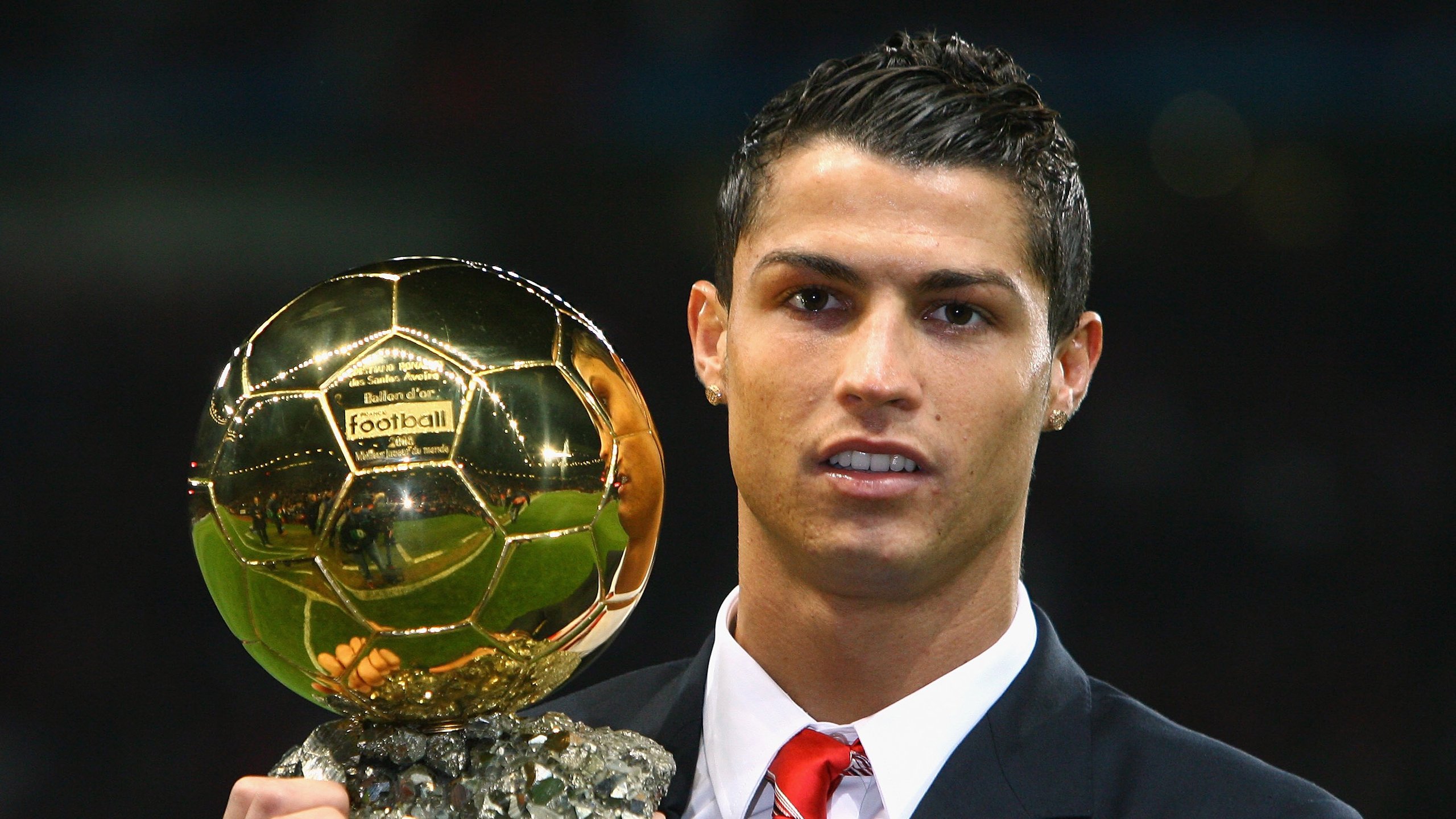 皮特·库策后程加速逆转对手夺冠，库得皮耶