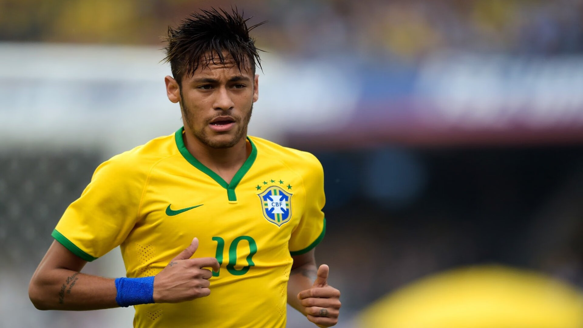 皮特·库策后程加速逆转对手夺冠，库得皮耶